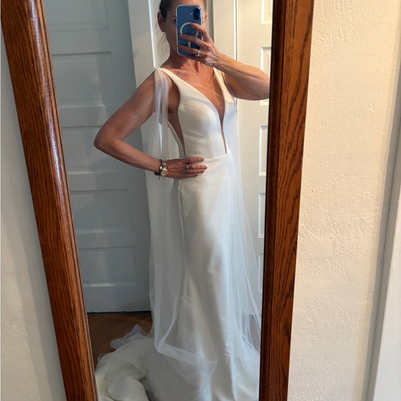 Remarkable Ria Tener wedding dress - Picture 8 of 8